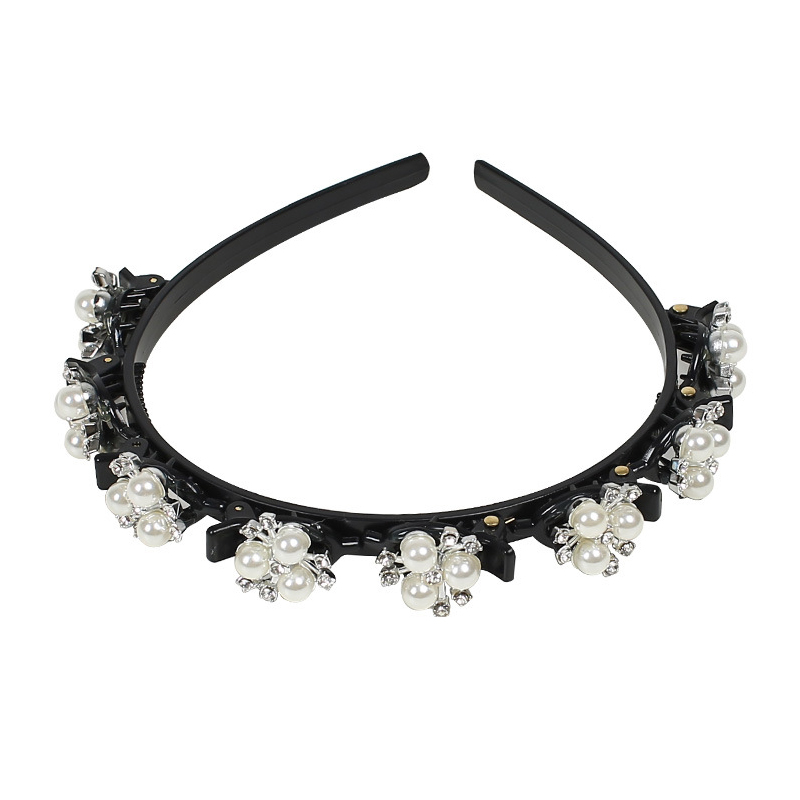 Diamond Pearl Make Up Bangs Heards